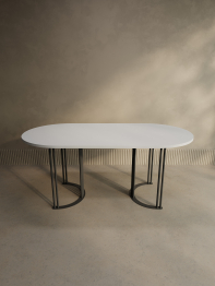 Стол овальный обеденный с чёрным металлическим подстольем VIOLUR 180