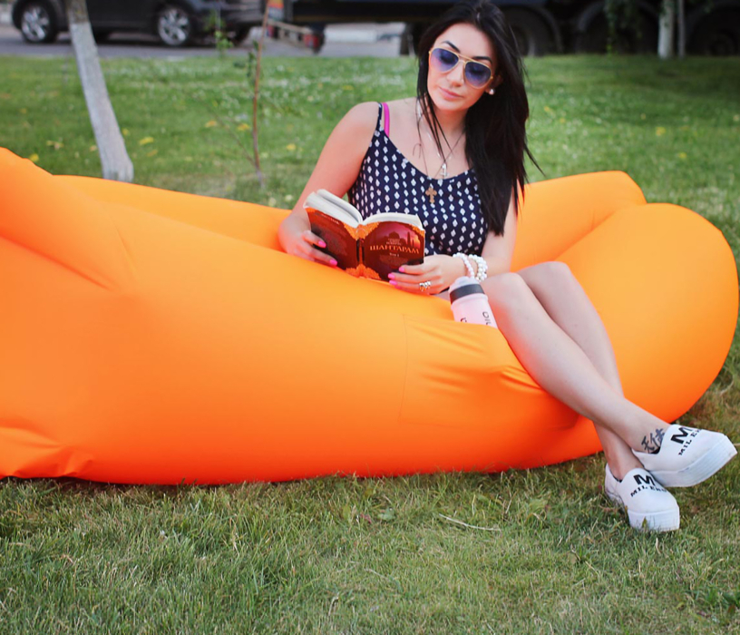 Бескаркасные диваны, Надувной шезлонг (ламзак, биван) Airpuf