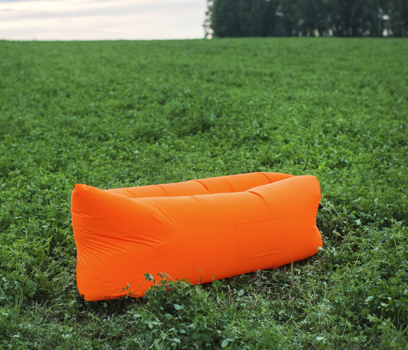 Бескаркасные диваны, Надувной шезлонг (ламзак, биван) Airpuf