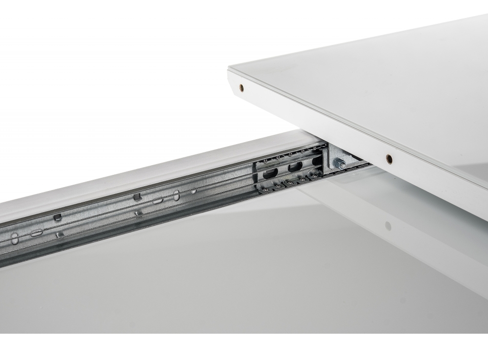 Обеденные столы, Стол Санса